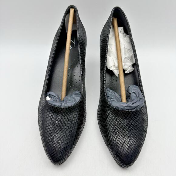 Trotters Womens Kari Pump US 7.5 M EU 38 Black Snake Leather NIB - Picture 7 of 13
